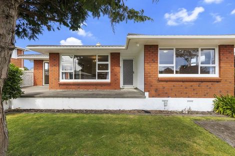 Photo of property in 7 Severn Place, Spotswood, New Plymouth, 4310