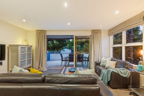 Photo of property in 51 Mcdowell Crescent, Hillcrest, Auckland, 0627