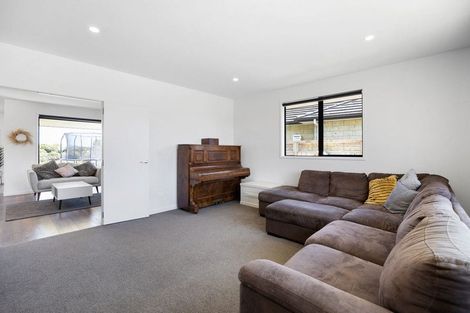 Photo of property in 7 Hyatt Close, Leamington, Cambridge, 3432