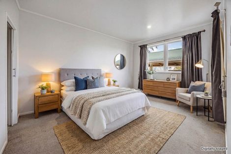 Photo of property in 21 President Avenue, Papakura, 2110