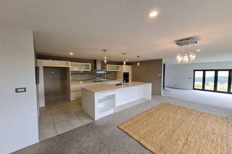 Photo of property in 152 Penruddock Rise, Westmorland, Christchurch, 8025