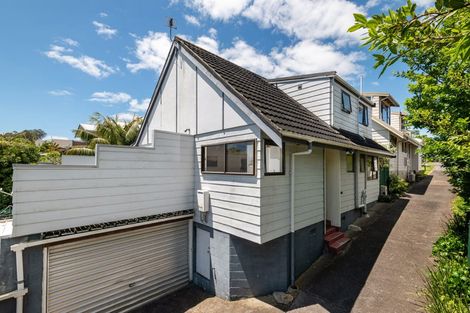 Photo of property in 2/60 Aramoana Avenue, Devonport, Auckland, 0624