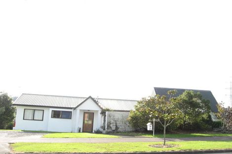 Photo of property in 94 Charles Prevost Drive, The Gardens, Auckland, 2105