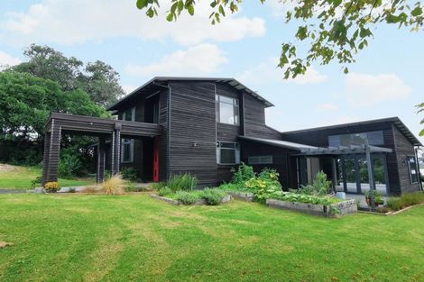 Photo of property in 68 Rame Road, Greenhithe, Auckland, 0632