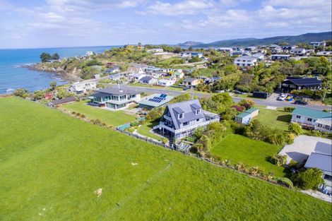 Photo of property in 10 Rimu Street, Kaka Point, Balclutha, 9271