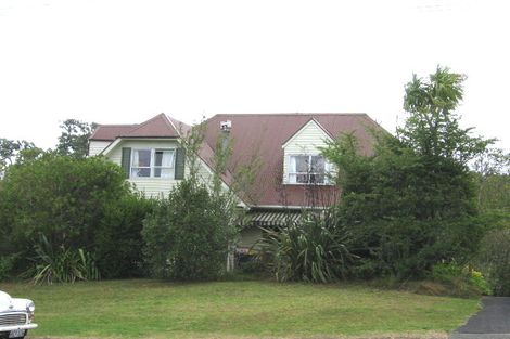 Photo of property in 69 Island Bay Road, Beach Haven, Auckland, 0626