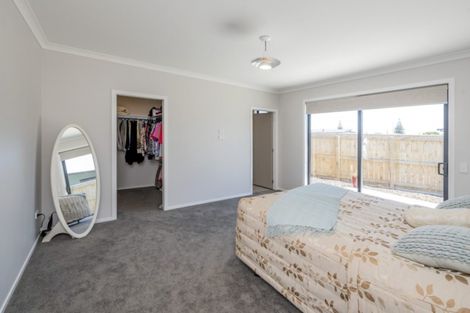 Photo of property in 12 Seagrass Place, Otaki Beach, Otaki, 5512