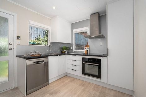 Photo of property in 85a Mulberry Street, Normandale, Lower Hutt, 5010