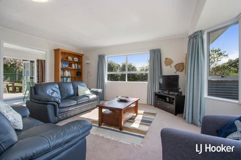 Photo of property in 6 Nathan Place, Athenree, Katikati, 3177