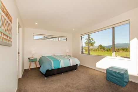 Photo of property in 104 Ti Kouka Crescent, Matarangi, Whitianga, 3592