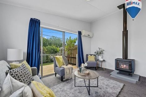 Photo of property in 2/71 Hikurangi Street, Trentham, Upper Hutt, 5018