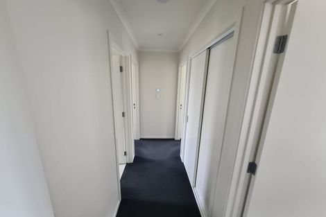 Photo of property in 15 Manawaroa Close, Grandview Heights, Hamilton, 3200