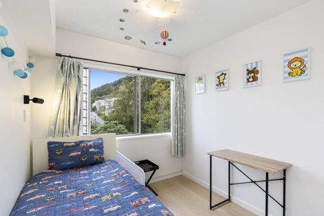 Photo of property in Mansfield Towers, 1 Grant Road, Thorndon, Wellington, 6011
