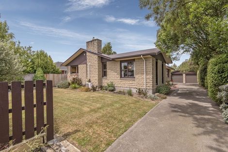 Photo of property in 19 Carruthers Street, Ilam, Christchurch, 8041