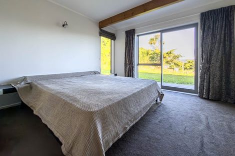 Photo of property in 252 Normandale Road, Normandale, Lower Hutt, 5010