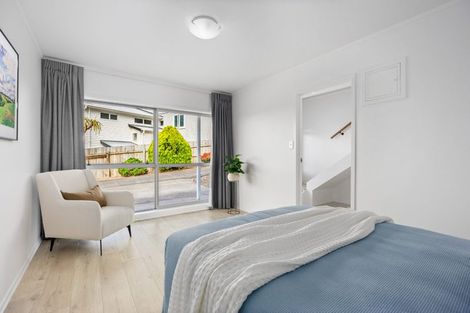 Photo of property in 1/15 Zion Road, Birkenhead, Auckland, 0626