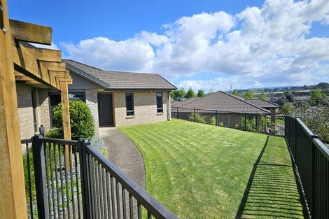 Photo of property in 14 Caldera Crescent, Pyes Pa, Tauranga, 3112