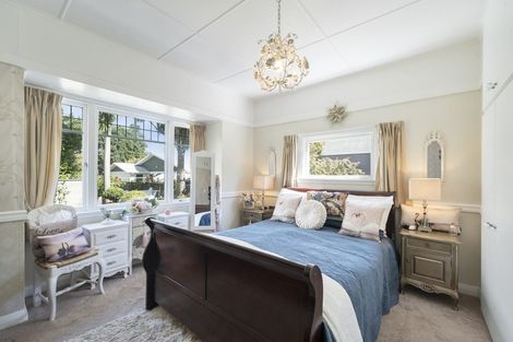 Photo of property in 339 Te Moana Road, Waikanae, 5036