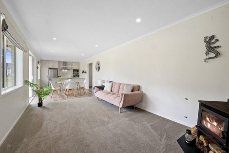 Photo of property in 94 Mirikau Road, Warea, New Plymouth, 4381