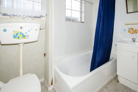 Photo of property in 11 Osmond Street, South Dunedin, Dunedin, 9012