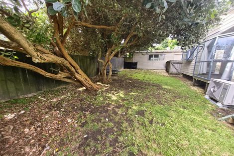 Photo of property in 344 Roscommon Road, Clendon Park, Auckland, 2103