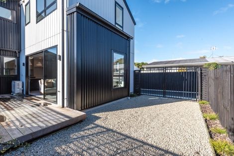 Photo of property in 2/211 Springfield Road, St Albans, Christchurch, 8014