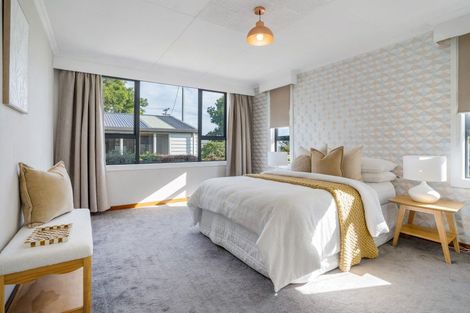 Photo of property in 52 Grange Street, Winton, 9720