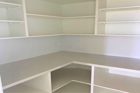 Photo of property in 9 Whata Street, Clarks Beach, 2122