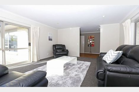 Photo of property in 14 Hector Drive, Rototuna North, Hamilton, 3210