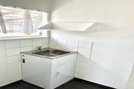 Photo of property in 123 Riverpark Crescent, Henderson, Auckland, 0610