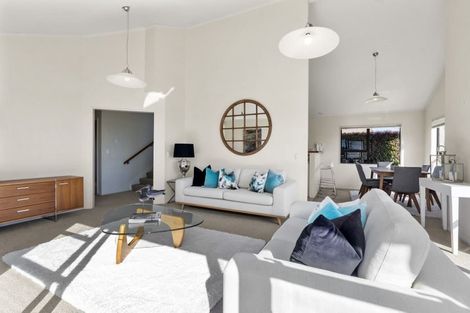 Photo of property in 1/13 Garadice Road, Rothesay Bay, Auckland, 0630