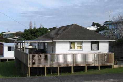 Photo of property in 28 Harbour View Road, Leigh, 0985