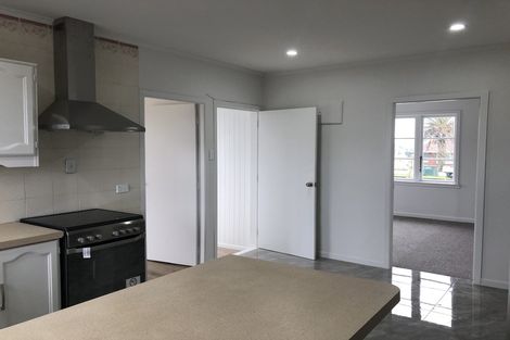 Photo of property in 180 Great North Road, Glendene, Auckland, 0612