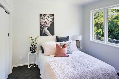 Photo of property in 1/24 Crieff Street, Northland, Wellington, 6012