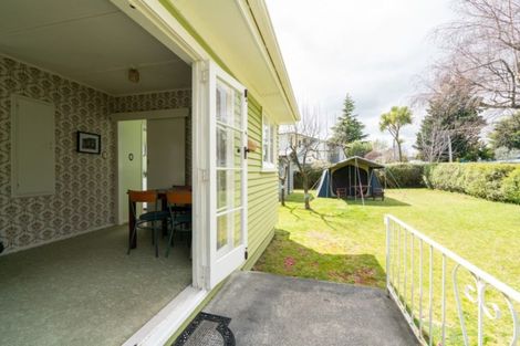 Photo of property in 18 Charles Crescent, Rainbow Point, Taupo, 3330