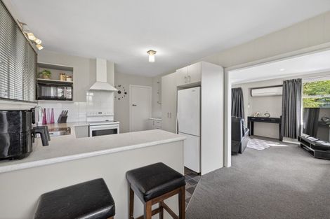 Photo of property in 73 Dunedin Street, Redwood, Christchurch, 8051