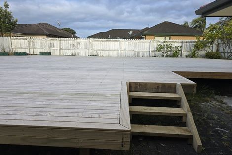 Photo of property in 9 Naul Place, East Tamaki Heights, Auckland, 2016