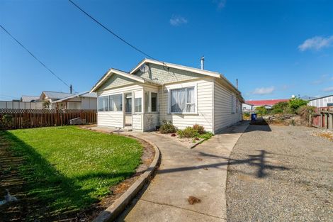 Photo of property in 15 Lynn Street, Oamaru North, Oamaru, 9400