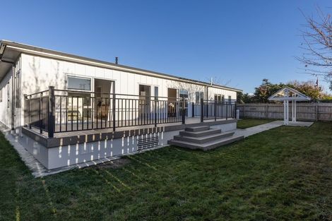 Photo of property in 37 Fairfield Road, Levin, 5510