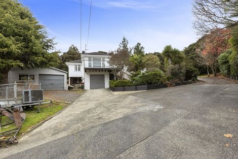 Photo of property in 131 Wellington Road, Wainuiomata, Lower Hutt, 5014