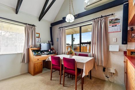 Photo of property in 14 Rimu Street, Levin, 5510