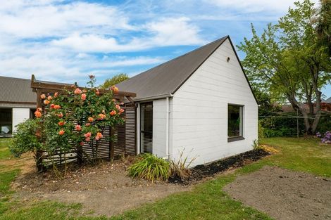 Photo of property in 103c Waimairi Road, Ilam, Christchurch, 8041