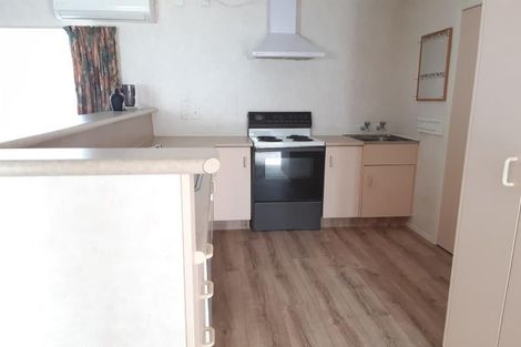 Photo of property in 9a Collie Road, Pukekohe, 2120