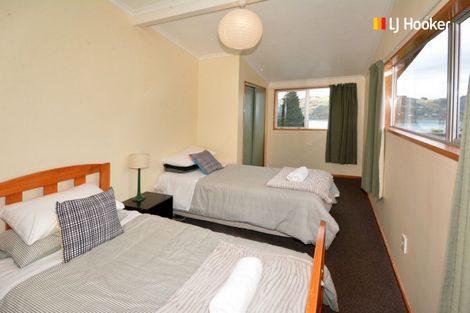 Photo of property in 16 Junction Road, Ravensbourne, Dunedin, 9022