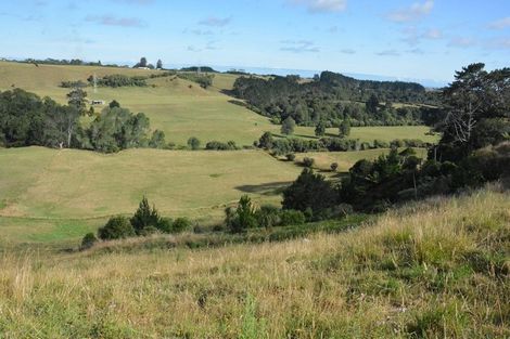 Photo of property in 37 Allan Road, Burgess Park, New Plymouth, 4371