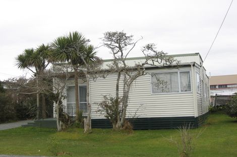 Photo of property in 19 Duncan Street, Runanga, 7803