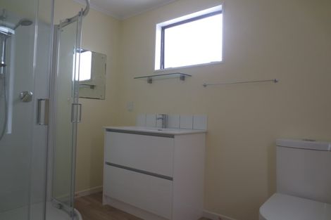 Photo of property in 60 Beazley Avenue, Paparangi, Wellington, 6037