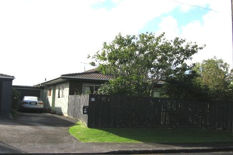 Photo of property in 1 Amberley Avenue, Te Atatu South, Auckland, 0610
