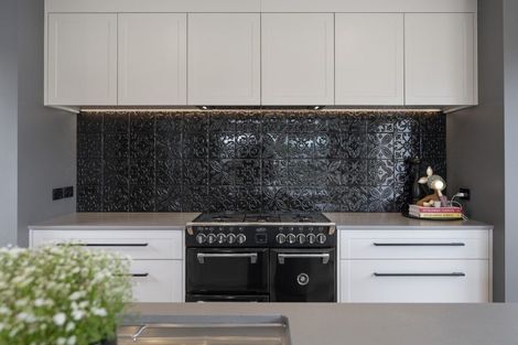 Photo of property in 16 Saint Thomas Avenue, Pyes Pa, Tauranga, 3112