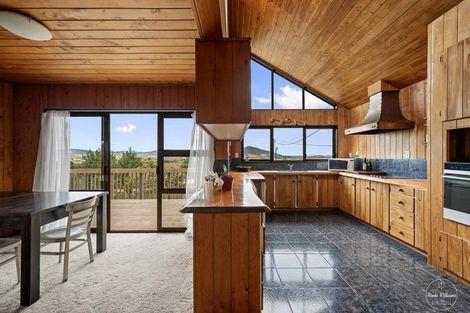 Photo of property in 37 Whaka Street, Maungaturoto, 0520